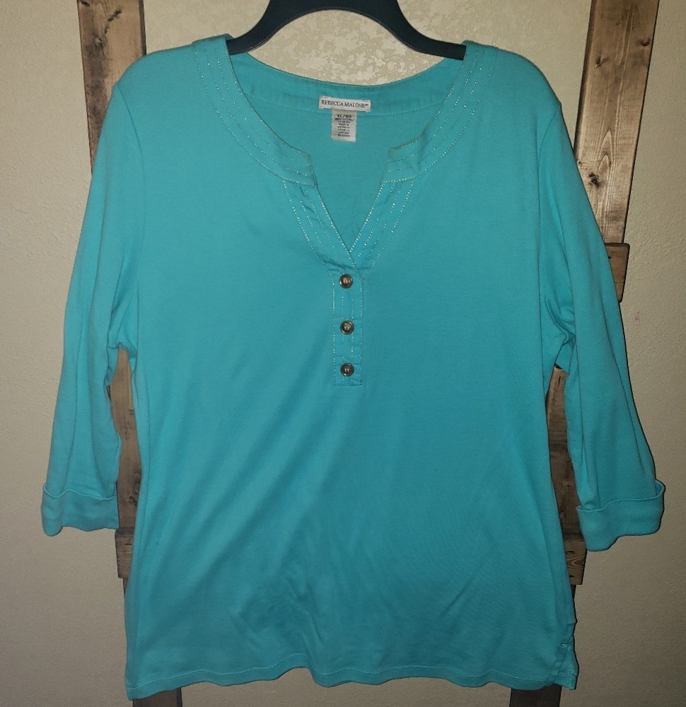 Knit blouse